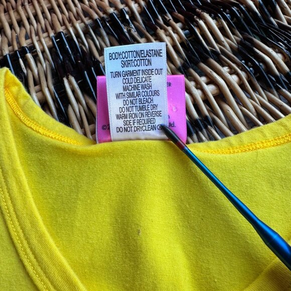 EMMA WIGGLE The Wiggles Girls Dress 4 4T Yellow Wiggle Halloween Costume HTF - Picture 7 of 8